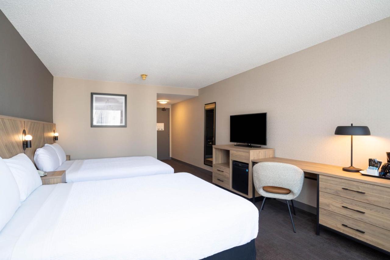 Sandman Hotel Montreal - לונגאיל מראה חיצוני תמונה