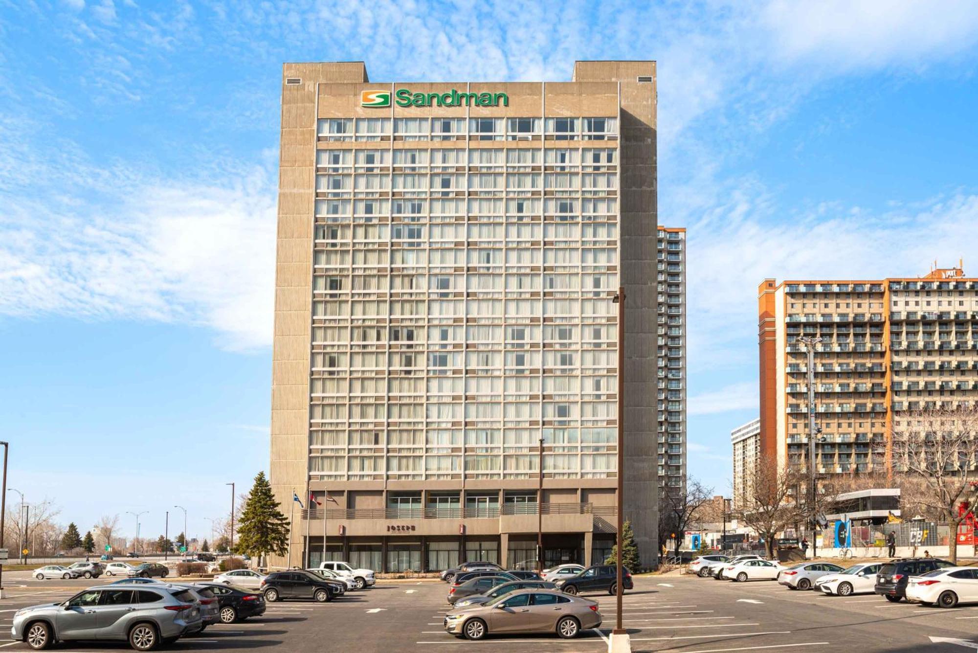 Sandman Hotel Montreal - לונגאיל מראה חיצוני תמונה